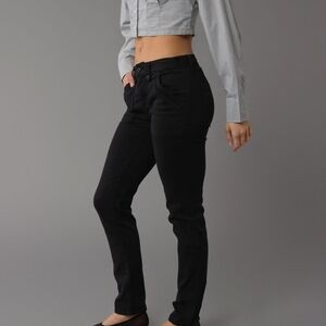 (NWT)American Eagle Outfitters Women's Mid Rise Classic Pants 6/28s